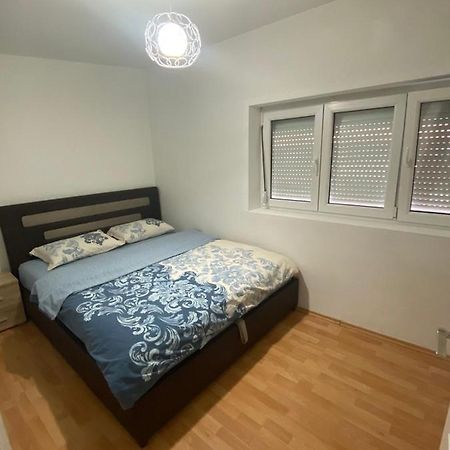 Apartman Niksic Leilighet Eksteriør bilde