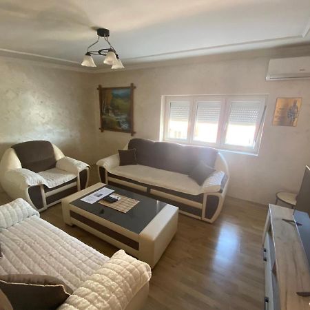 Apartman Niksic Leilighet Eksteriør bilde